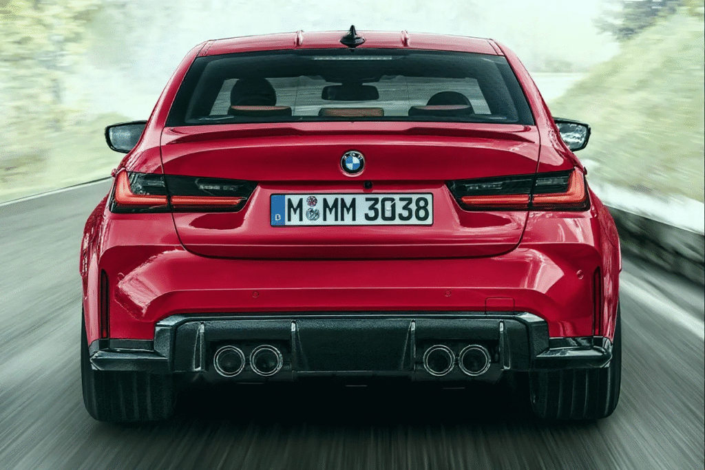 RR-1024x683 BMW M3 2025: Sedan Esportivo com 510 cv Que Redefine o Conceito de Performance